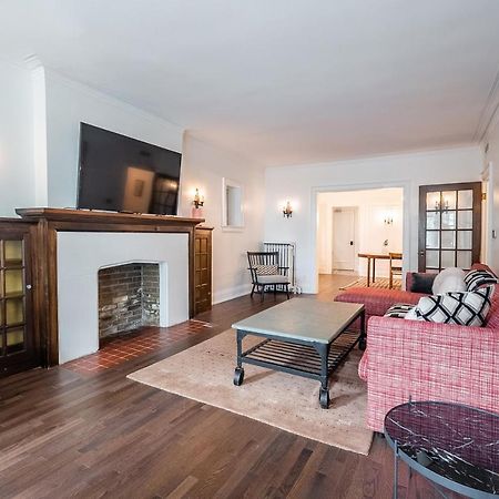 Beautiful And Spacious Luxury Home Toronto Exteriör bild
