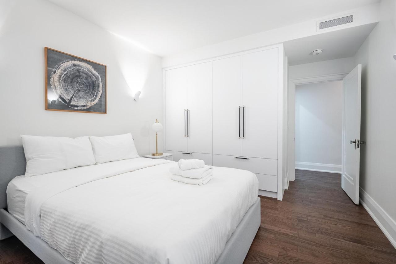 Beautiful And Spacious Luxury Home Toronto Exteriör bild