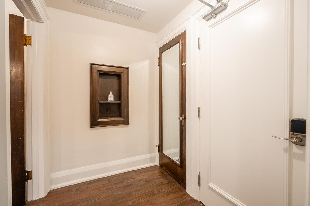 Beautiful And Spacious Luxury Home Toronto Exteriör bild