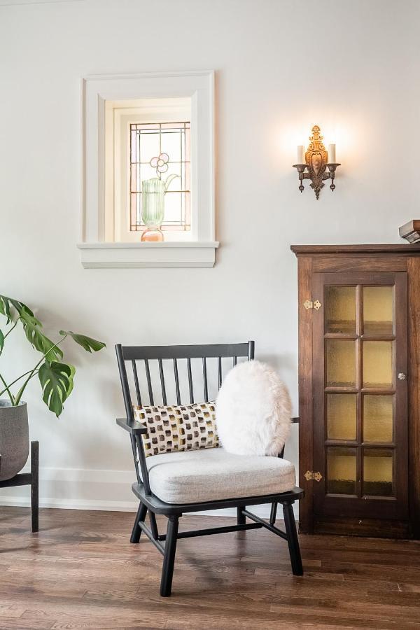 Beautiful And Spacious Luxury Home Toronto Exteriör bild